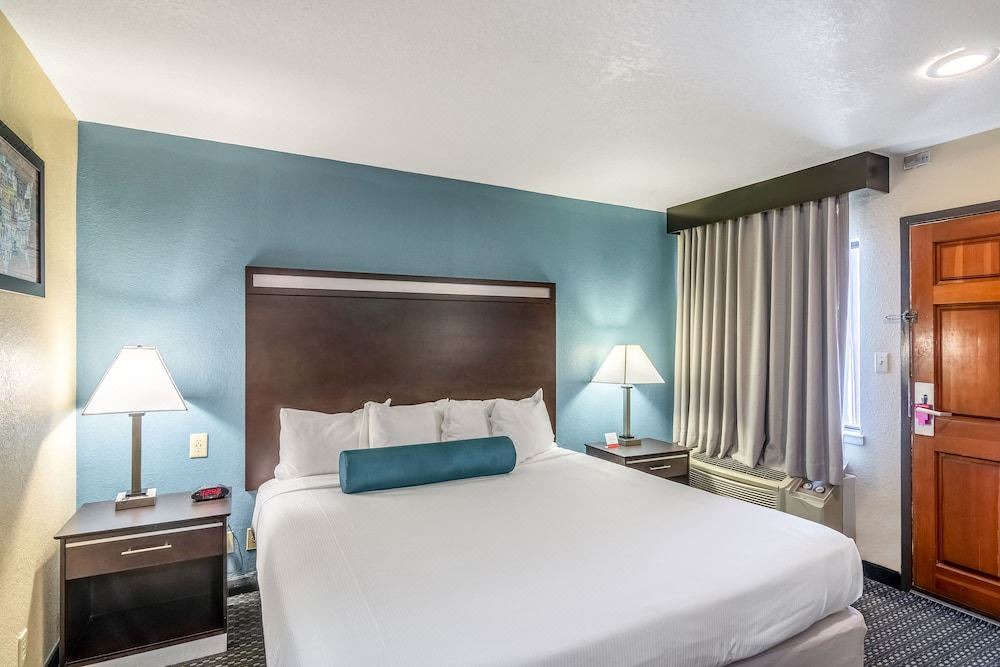 Photo of Bedroom in Citrus Grove