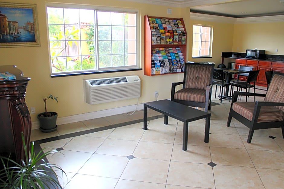 Photo of Livingroom in San Bernardino