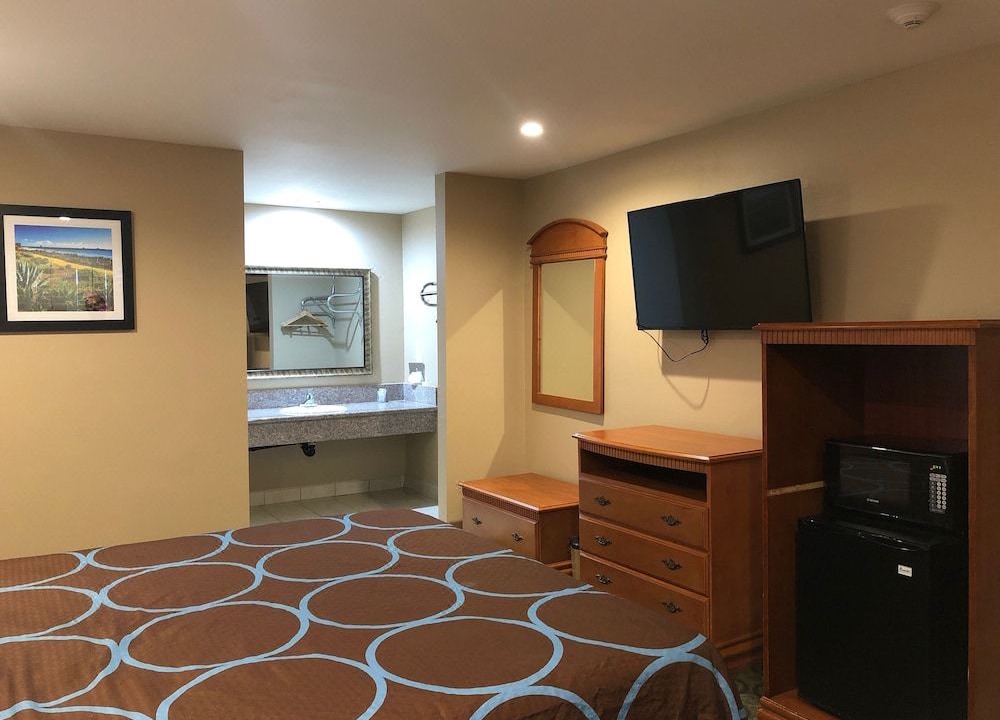 Photo of Livingroom in Orange