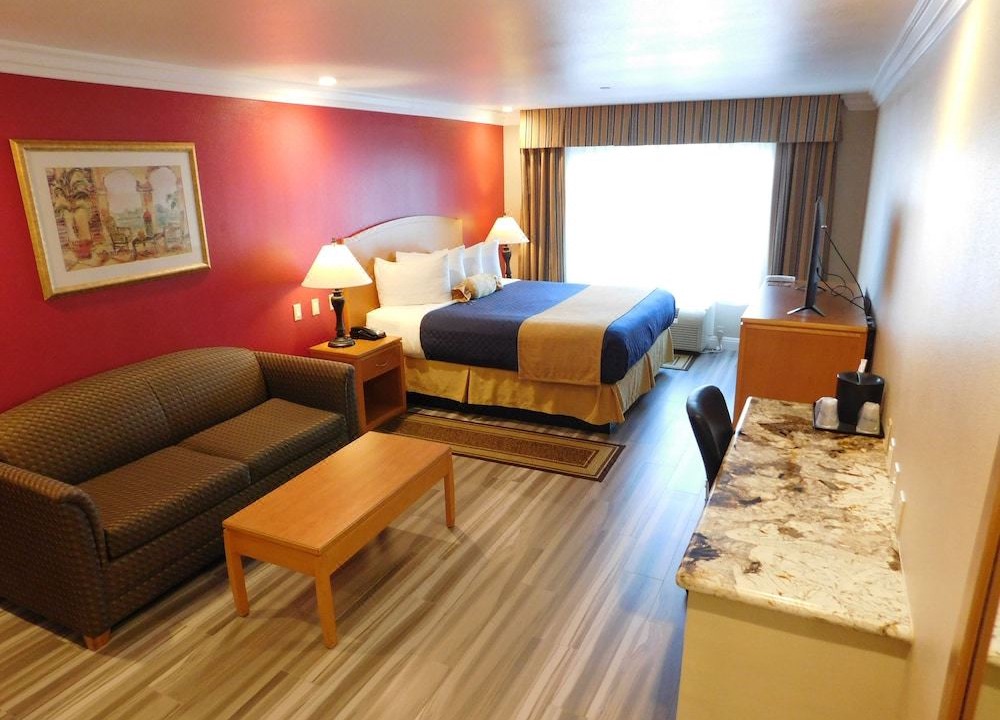 Photo of Livingroom in Placentia