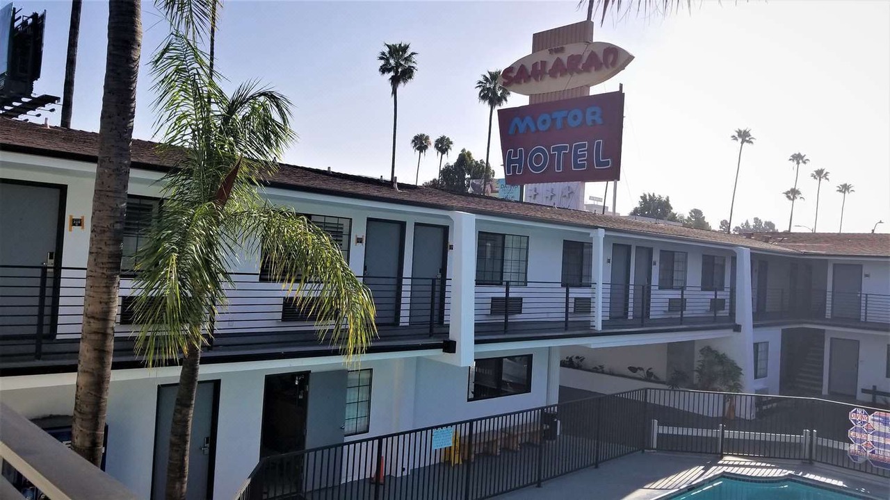 Photo of Buildings in Hollywood