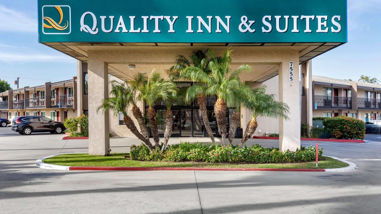 Photo of Buildings in Northwest Anaheim