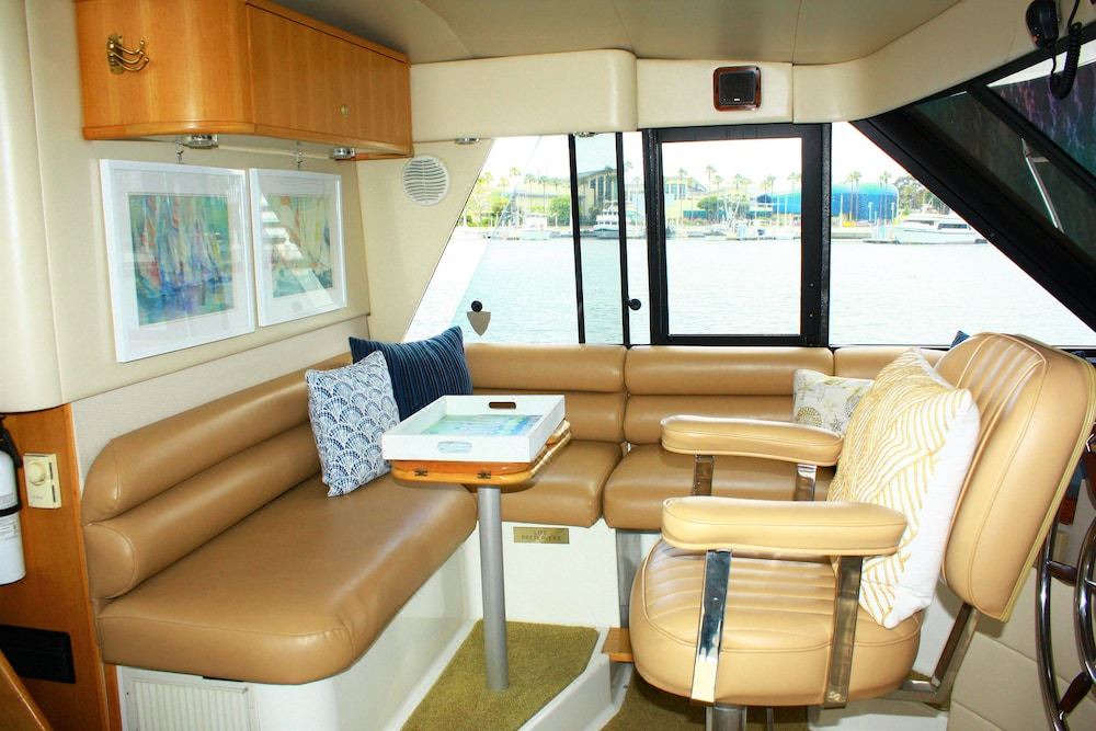Photo of Livingroom in Waterfront