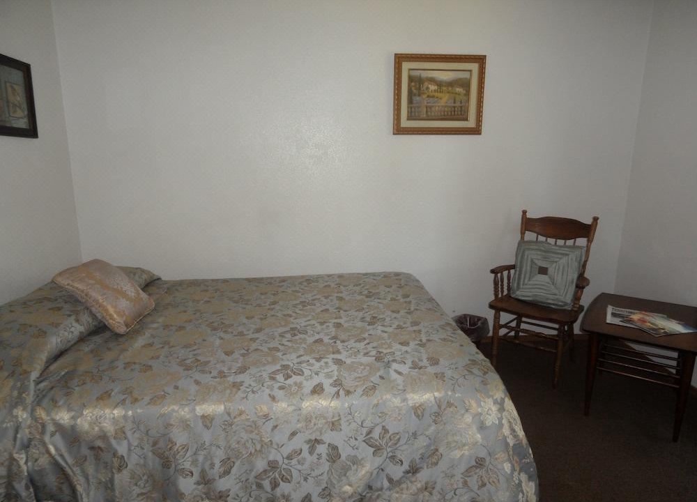 Photo of Bedroom in Brownsville