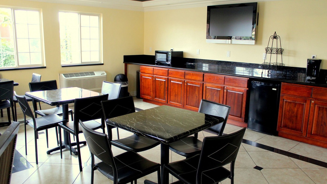 Photo of Livingroom in San Bernardino