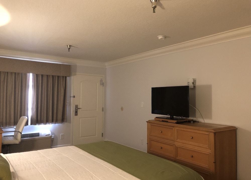 Photo of Bedroom in Duarte