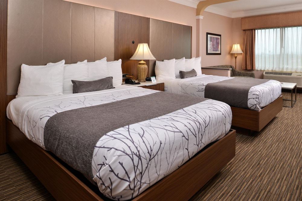 Photo of Bedroom in Inglewood