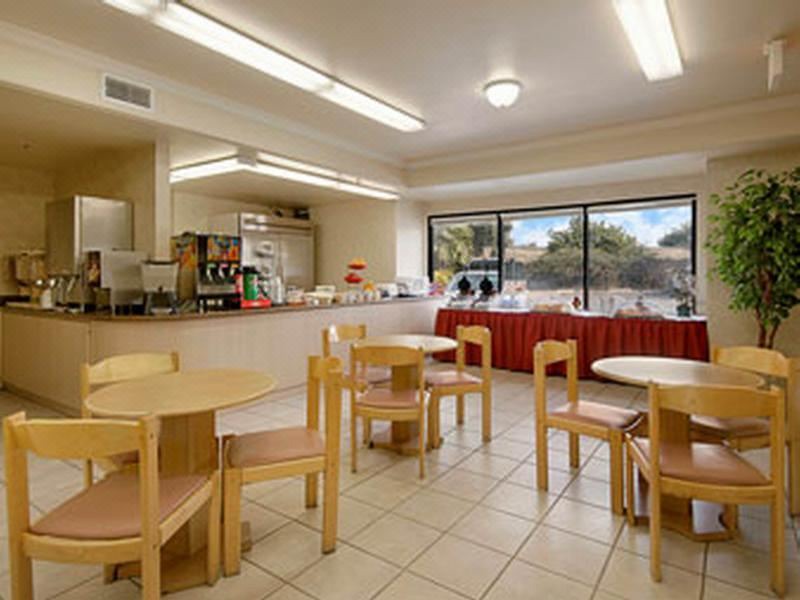 Photo of Livingroom in West Park Community