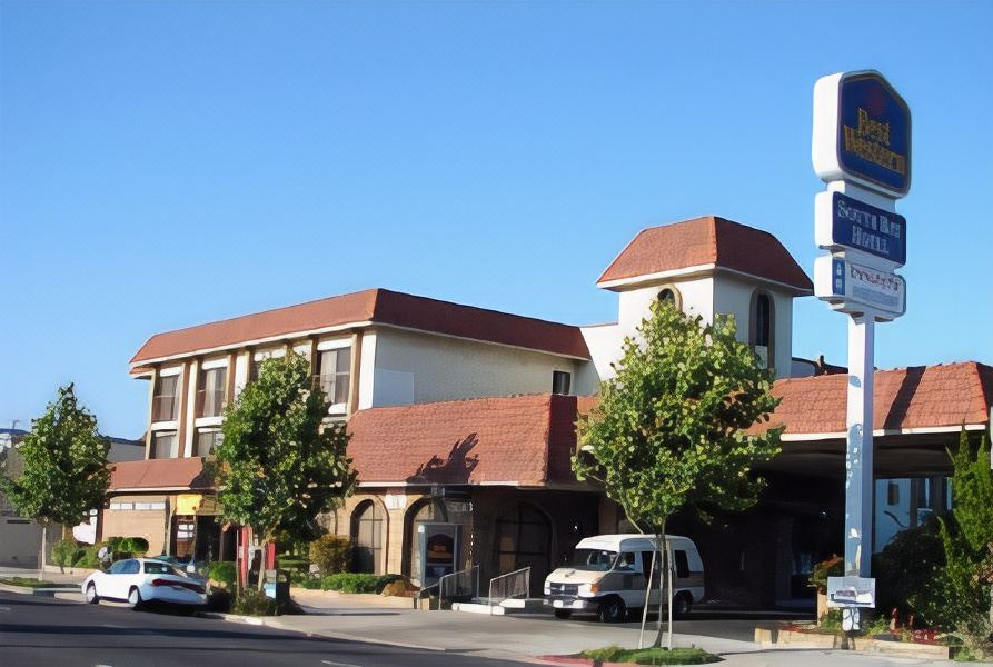 Photo of Buildings in Lawndale