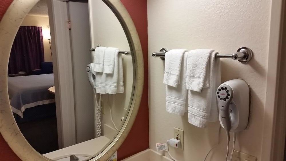 Photo of Bathroom in Northwest Anaheim