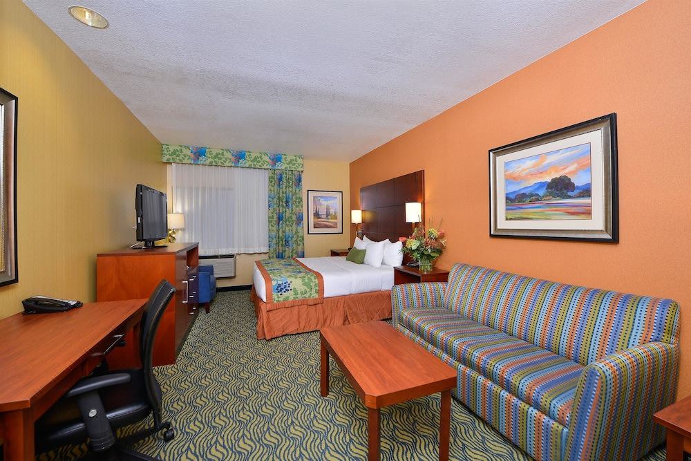 Photo of Livingroom in Raisin