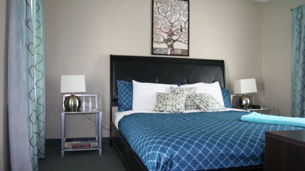 Photo of Bedroom in Uptown Design District