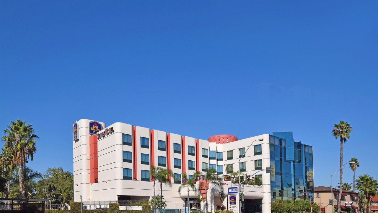 Photo of Buildings in Inglewood