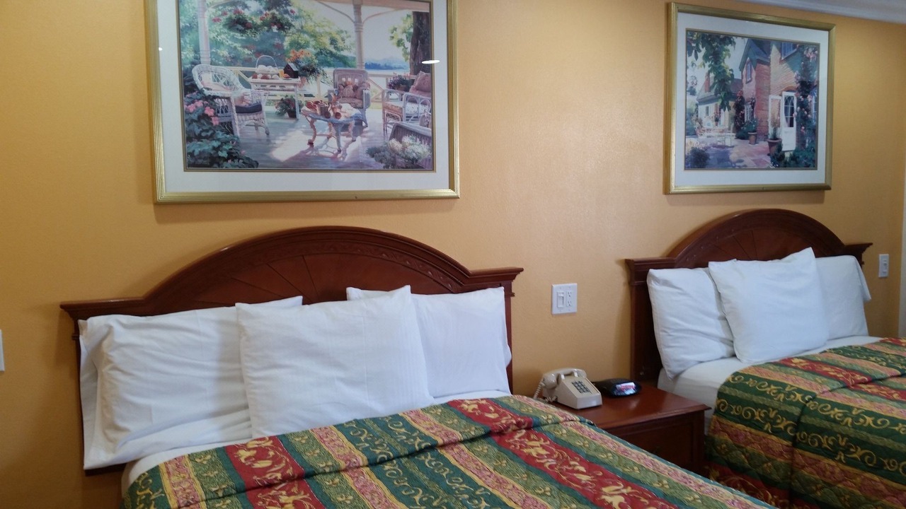 Photo of Bedroom in Northwest Anaheim