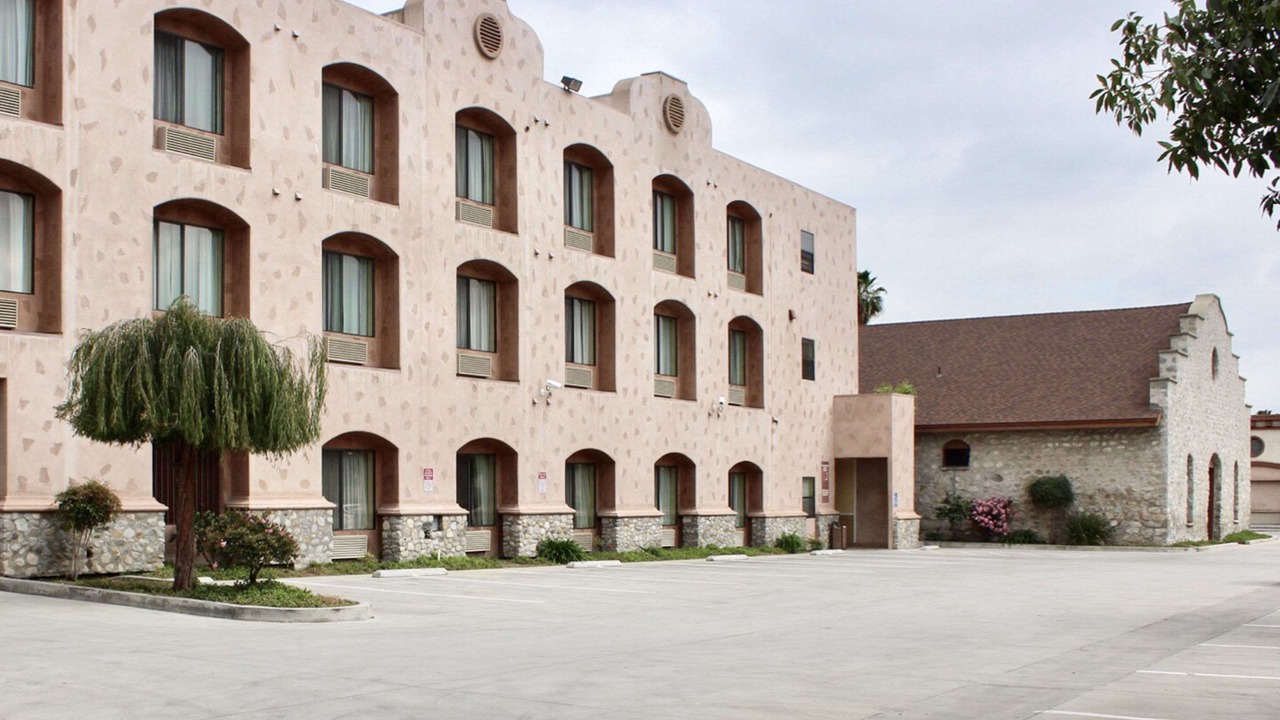 Photo of Buildings in Westmont