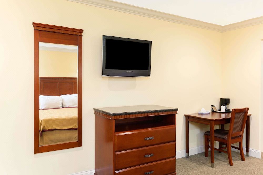 Photo of Livingroom in Brea