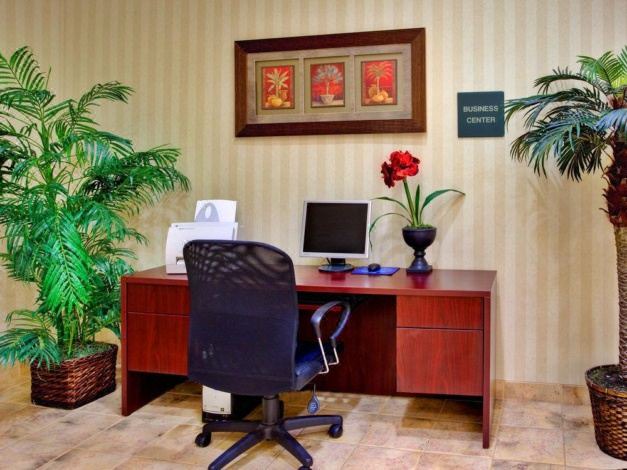 Photo of Livingroom in East Side Costa Mesa