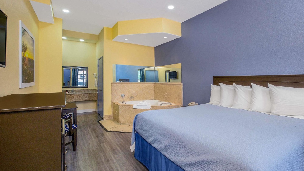 Photo of Bedroom in Banning