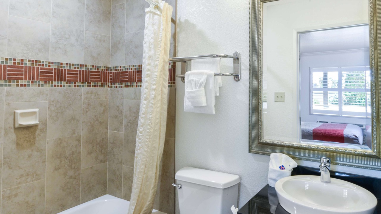 Photo of Bathroom in Ontario