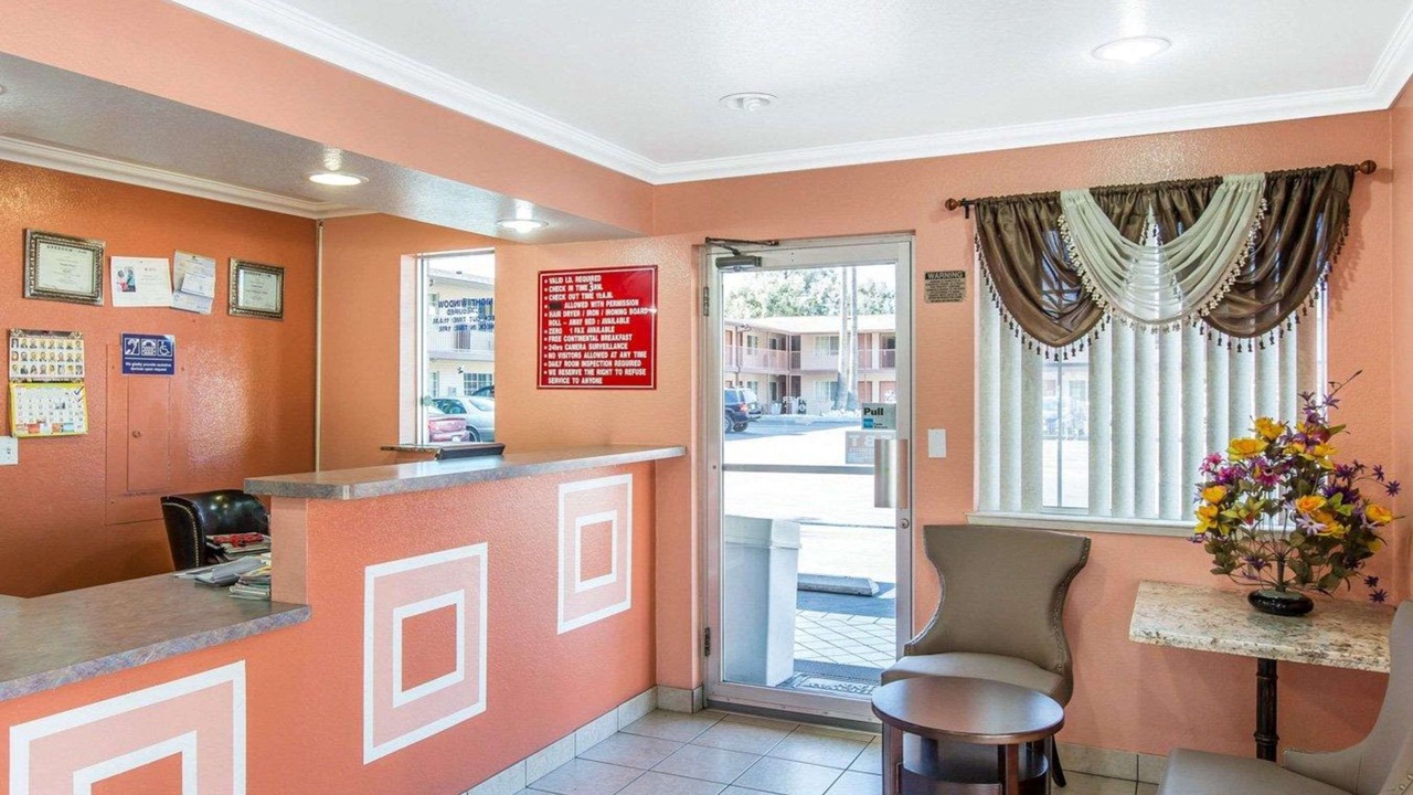 Photo of Livingroom in Carousel