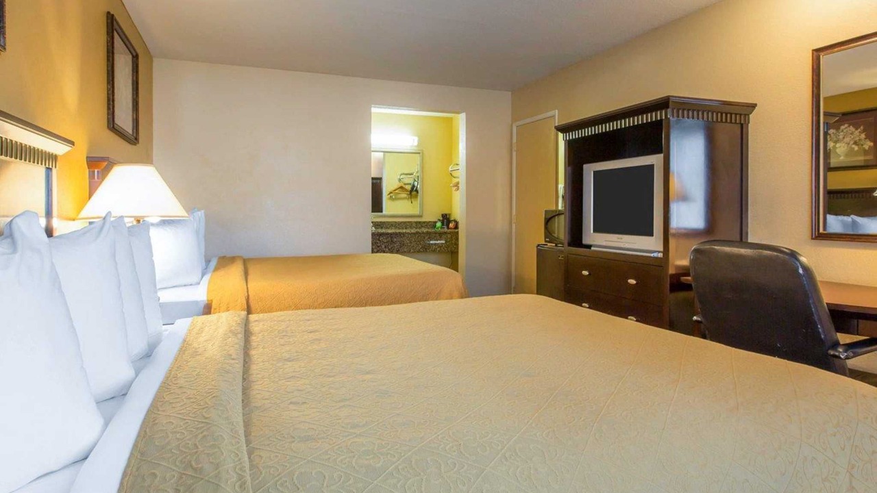Photo of Bedroom in San Bernardino