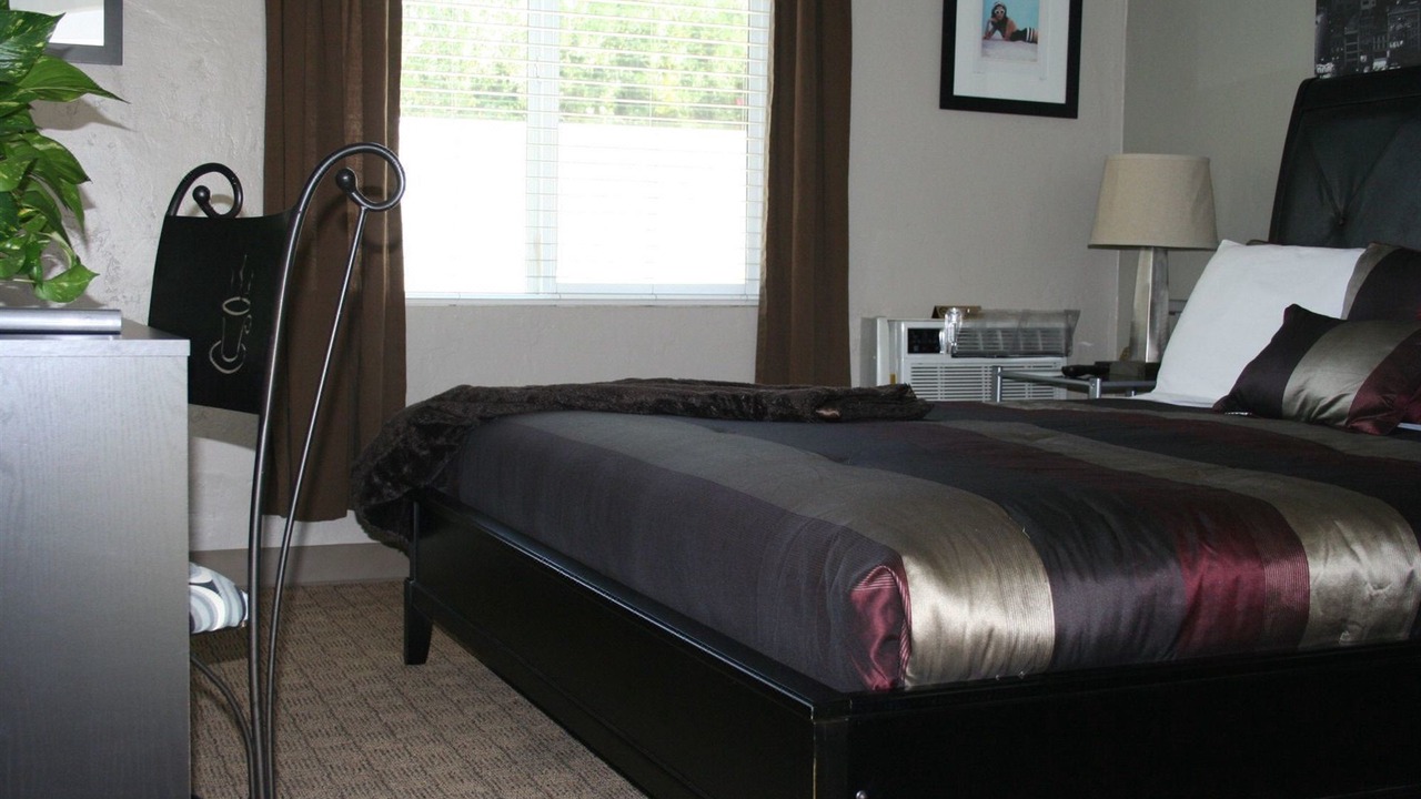 Photo of Bedroom in Uptown Design District