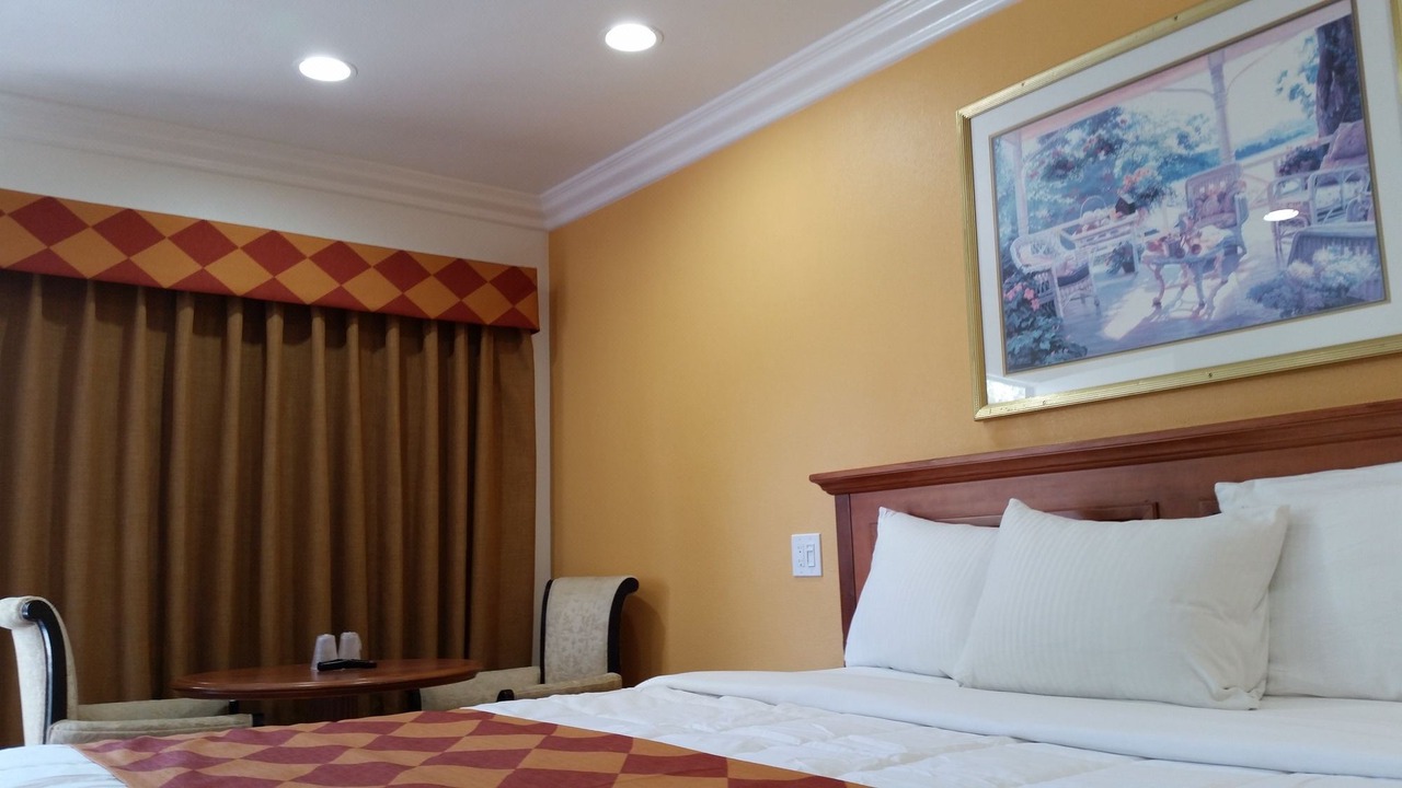 Photo of Bedroom in Northwest Anaheim