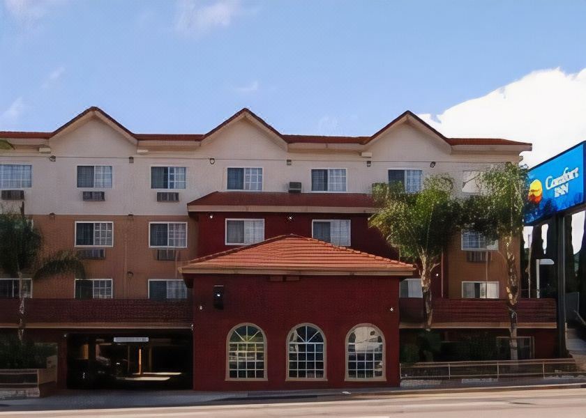 Photo of Buildings in Wilshire