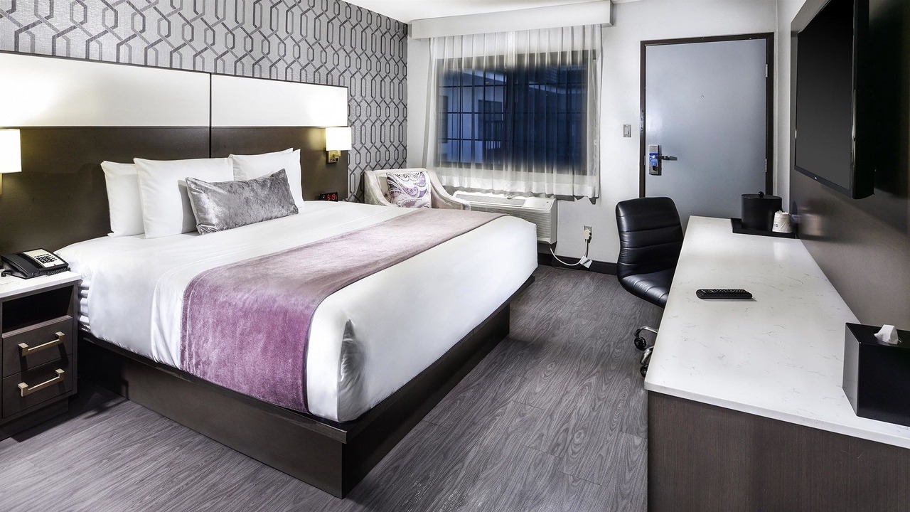 Photo of Bedroom in Hollywood