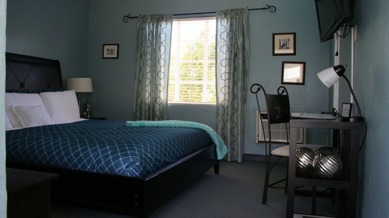Photo of Bedroom in Uptown Design District