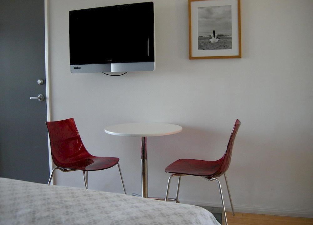 Photo of Bedroom in Eastern Malibu