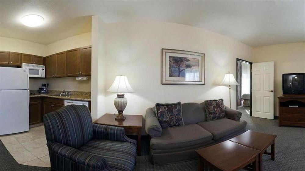 Photo of Livingroom in Lake Forest