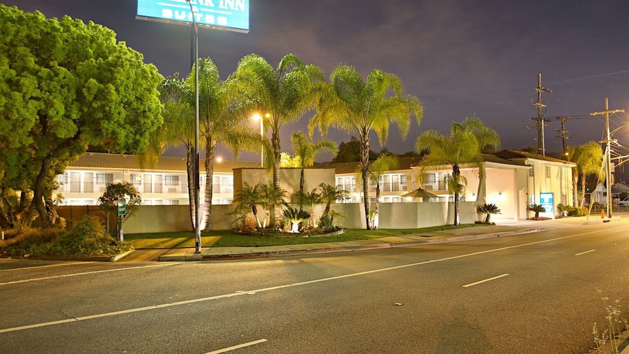 Photo of Buildings in Burbank