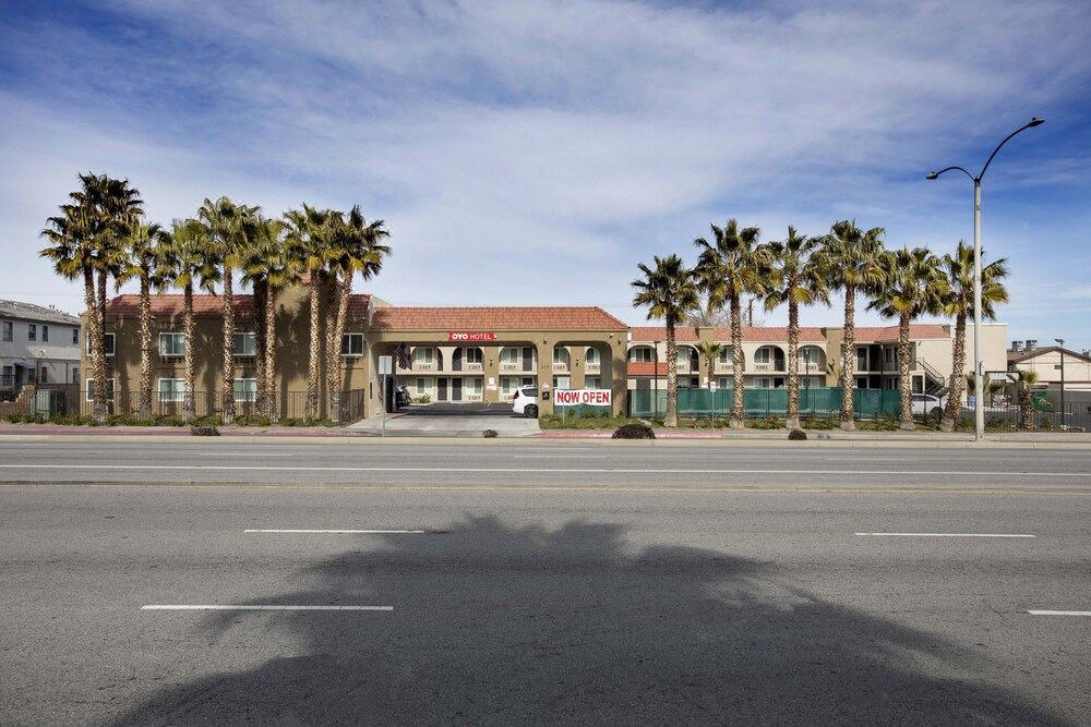 Photo of Buildings in Palmdale