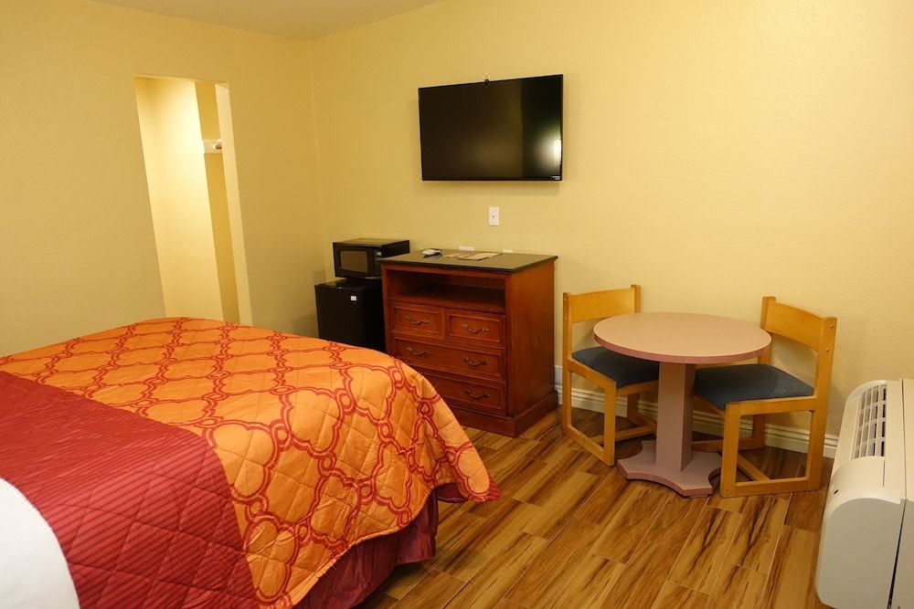 Photo of Bedroom in Garden Grove