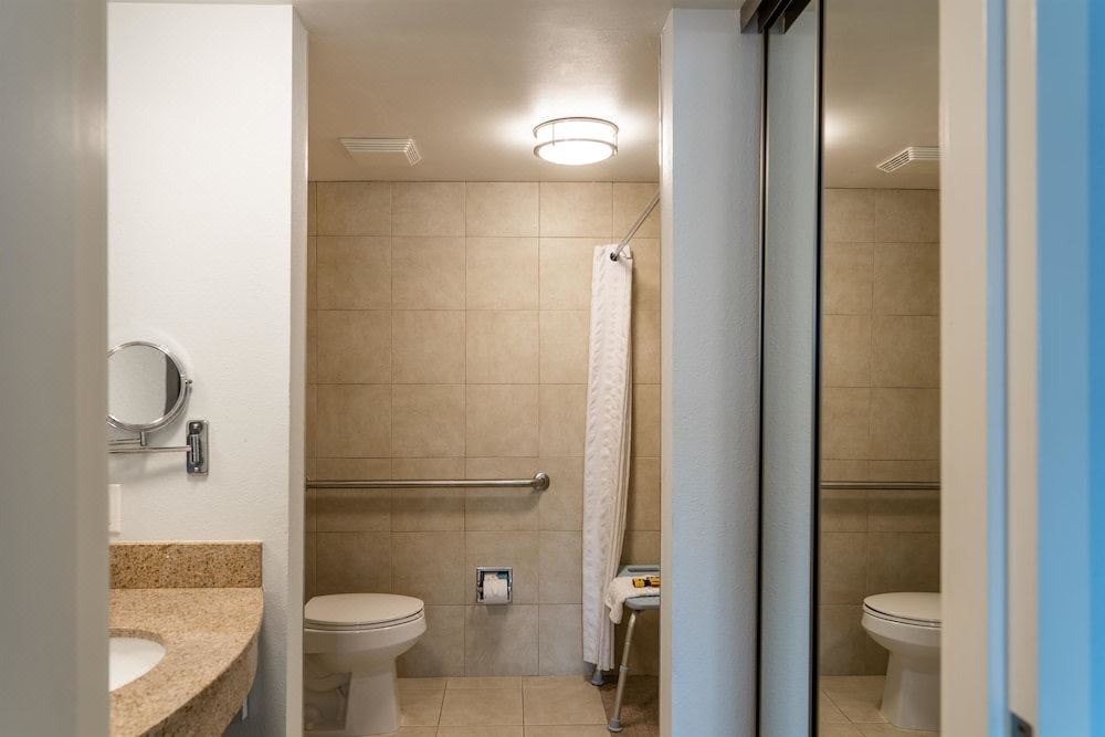 Photo of Bathroom in Tree Section