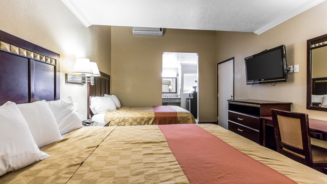 Photo of Bedroom in Fallbrook