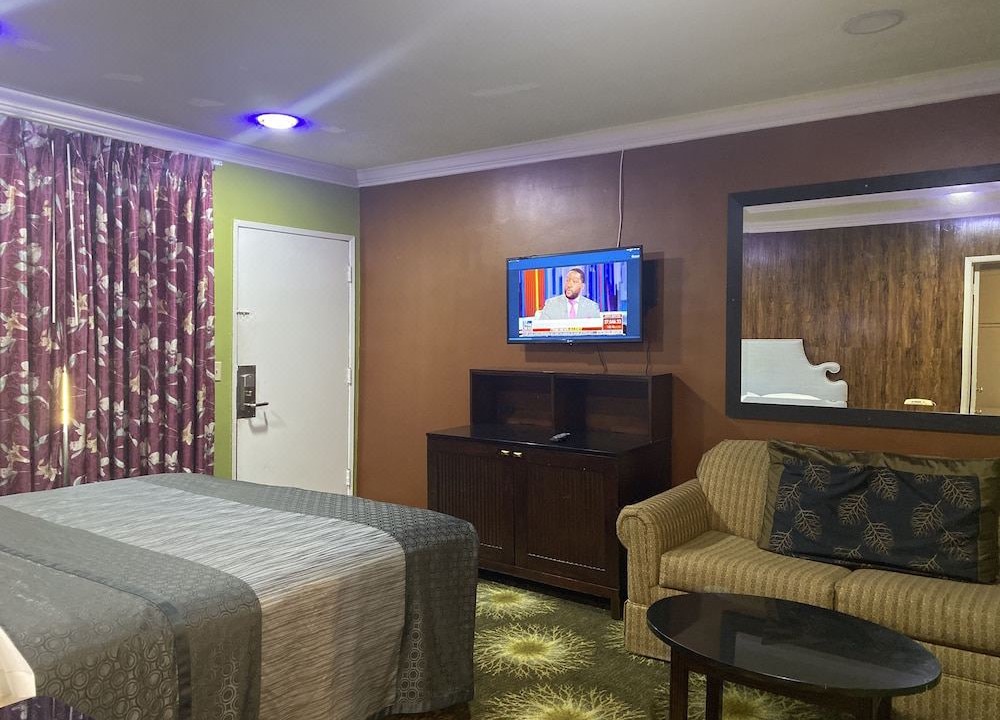Photo of Bedroom in Orange