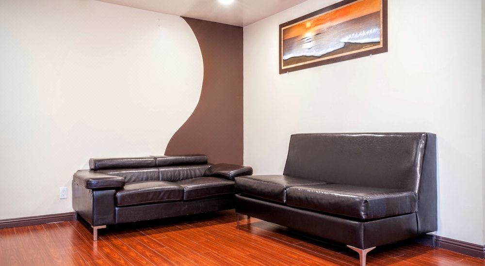 Photo of Livingroom in South Redondo