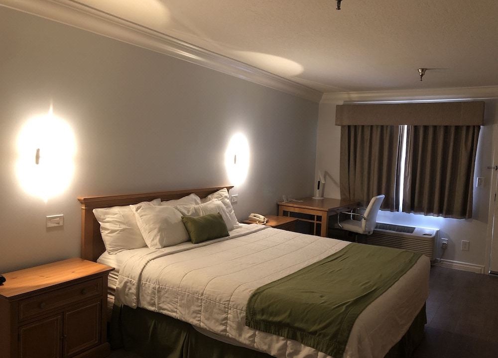 Photo of Bedroom in Duarte