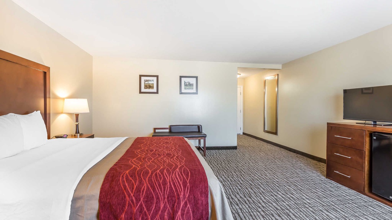 Photo of Bedroom in Westmont