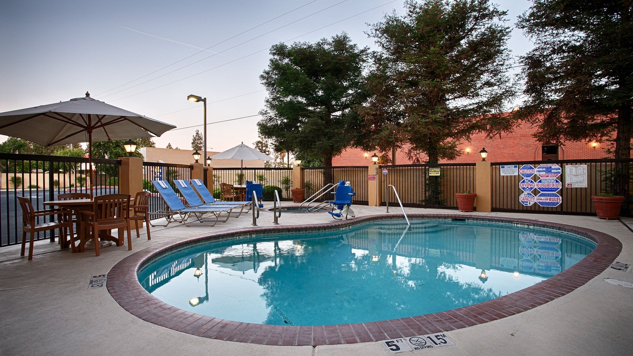 Photo of Outdoor in Raisin