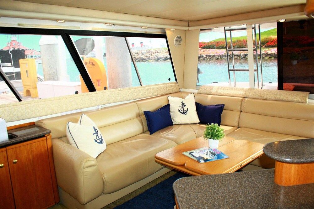 Photo of Livingroom in Waterfront
