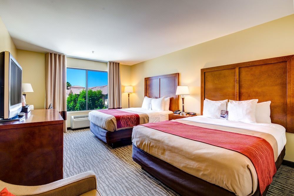 Photo of Bedroom in Westmont