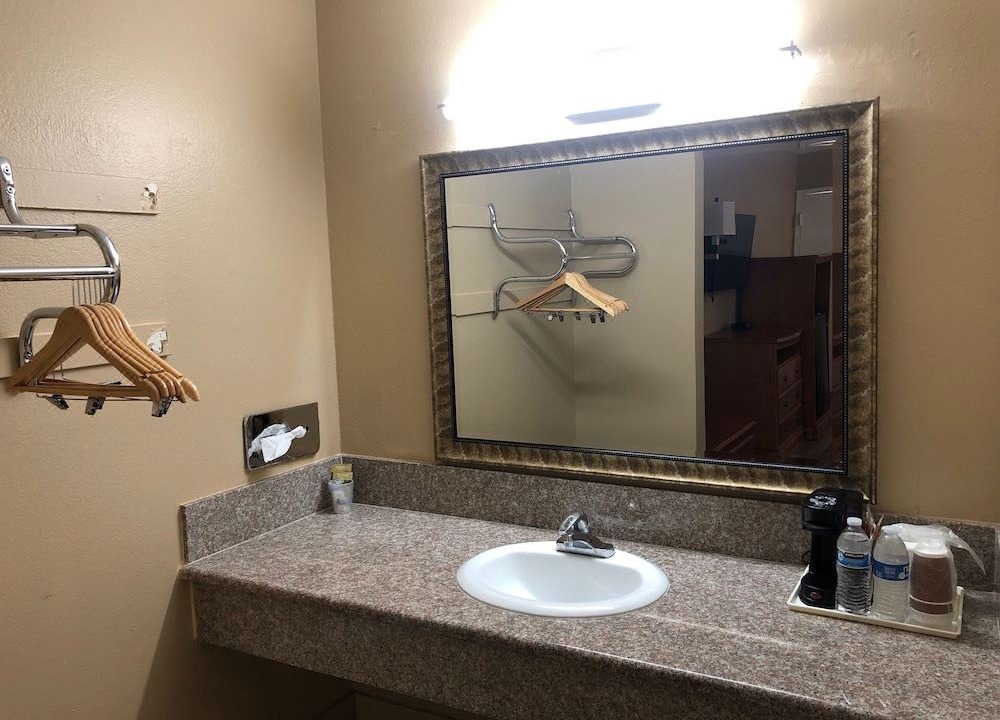 Photo of Bathroom in Orange