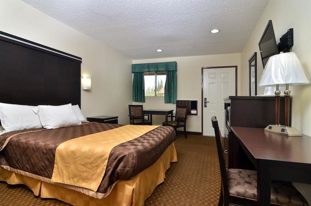 Photo of Bedroom in Calimesa