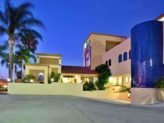 Photo of Buildings in East Side Costa Mesa
