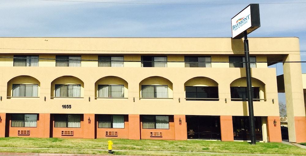 Photo of Buildings in Ontario