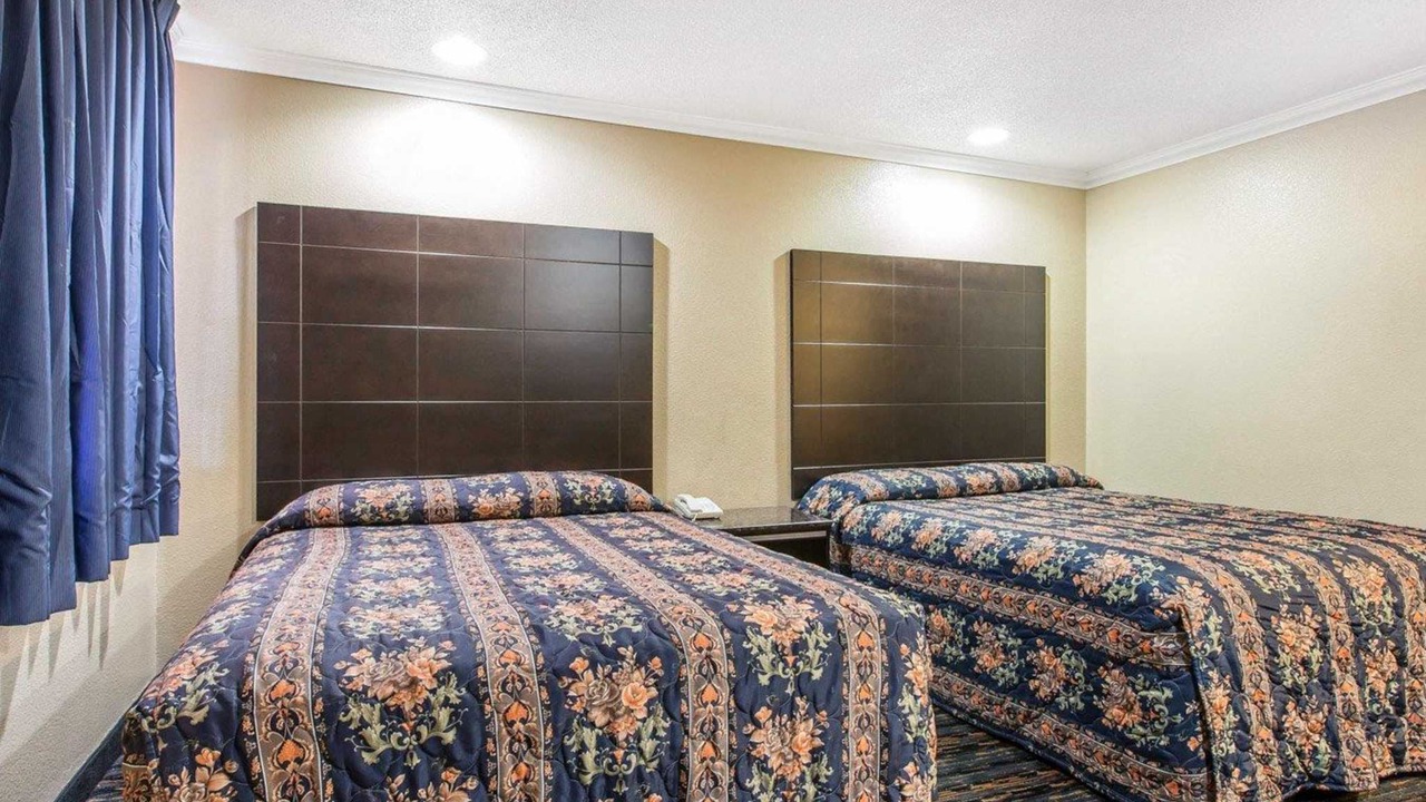 Photo of Bedroom in Carousel