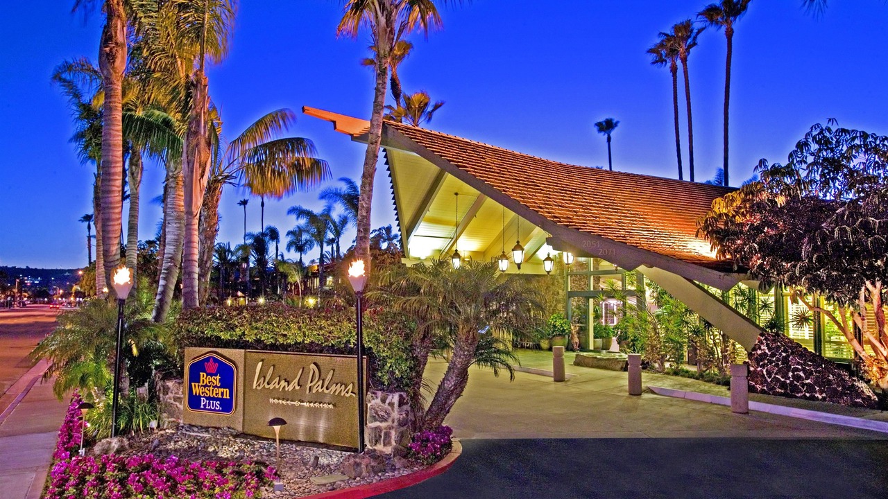 Photo of Buildings in La Playa